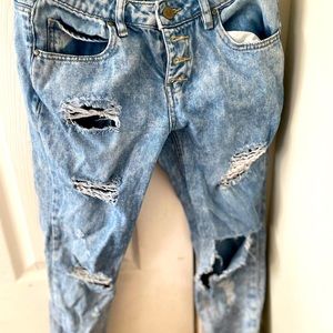 Never Been Worn !! Low rise jeans!!